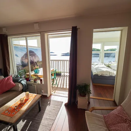 Seaview In Henningsvær